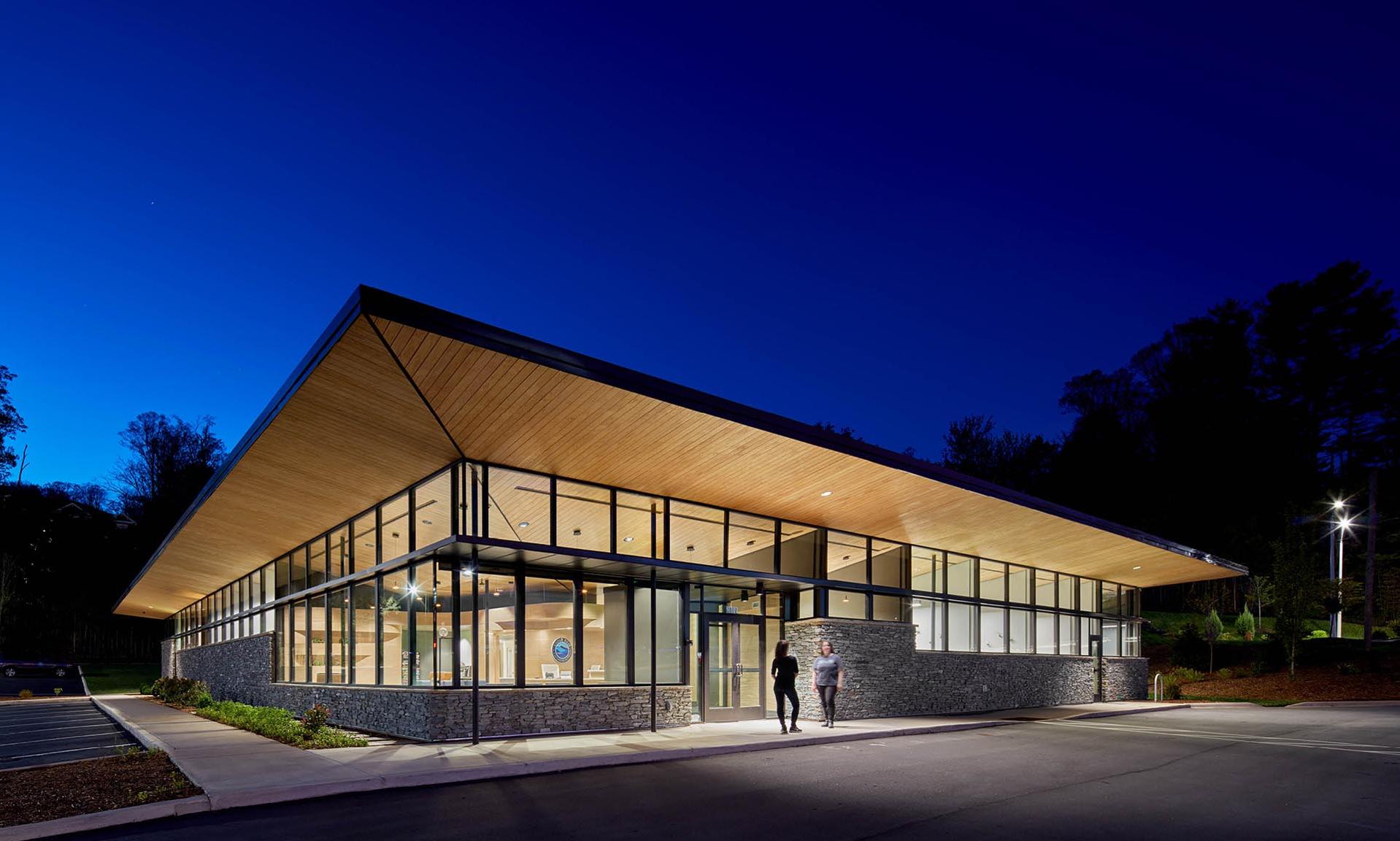 Blue Ridge Orthodontics exterior lit up